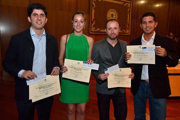 premios_fin_de_titulo_11062013